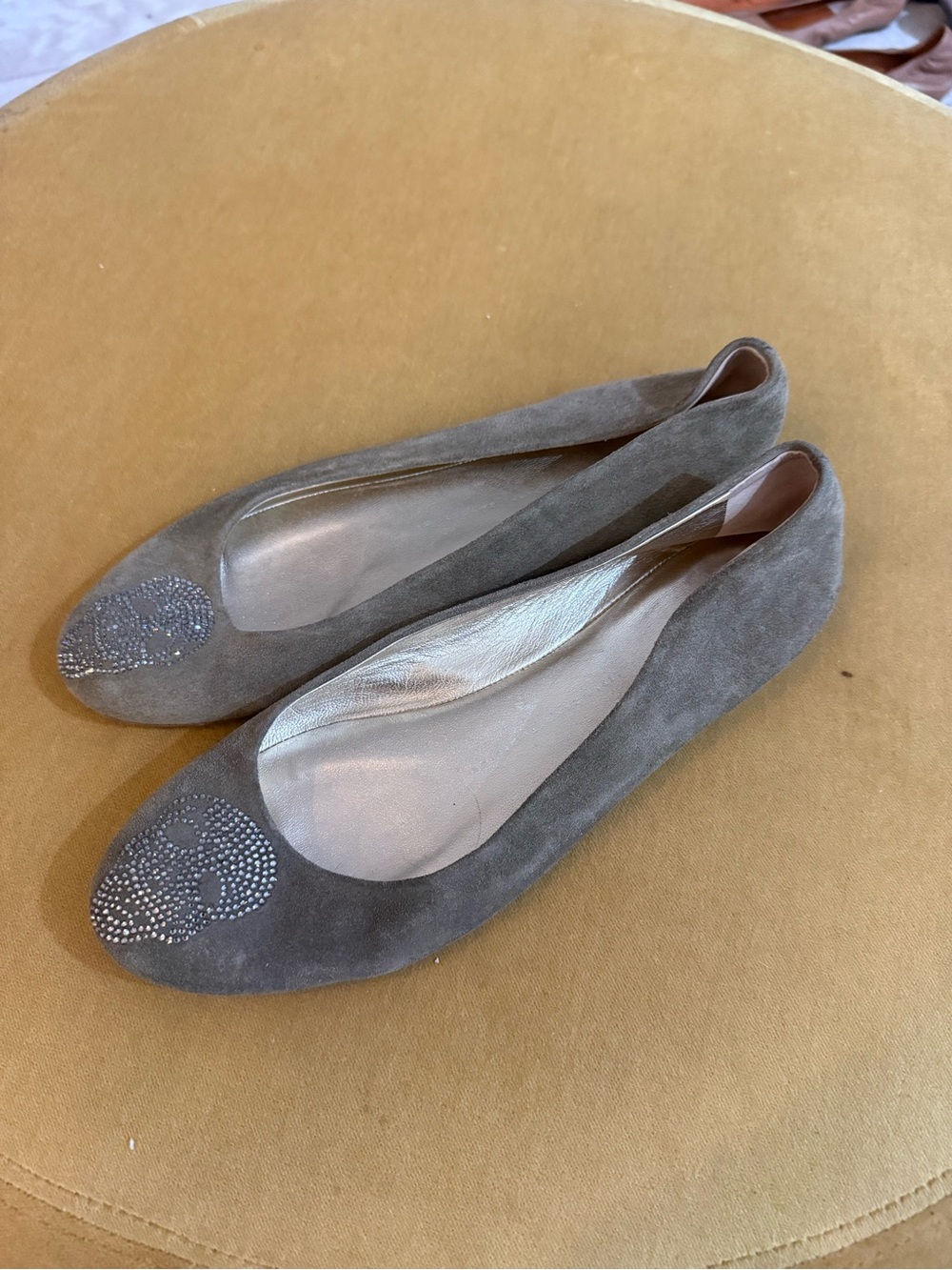Giuseppe Zanotti Gray Suede Ballet Flats with Crystal Skull - Picture 3 of 8